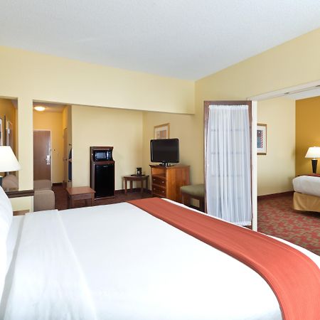 Holiday Inn Express Suites Little Rock West By Ihg Esterno foto