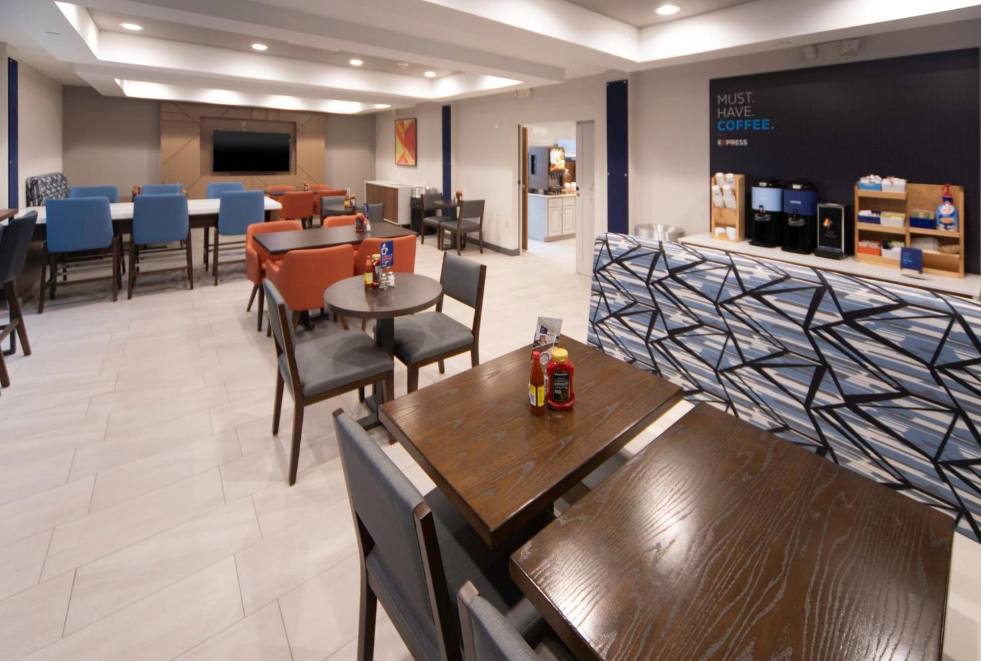 Holiday Inn Express Suites Little Rock West By Ihg Esterno foto